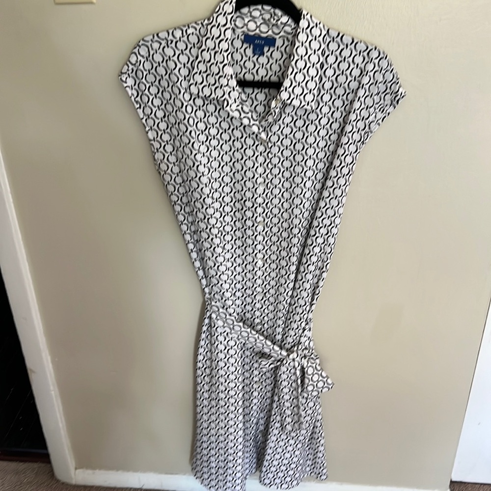 White/black button up wrap dress smokeless home